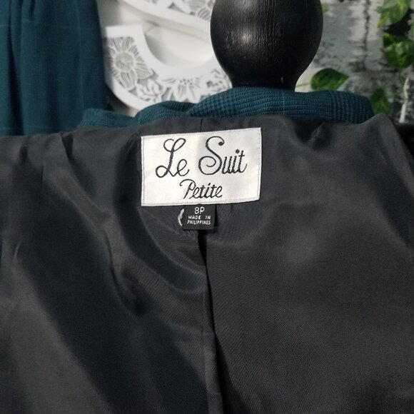 Le Suit Skirt Set Petite - Picture 3 of 5